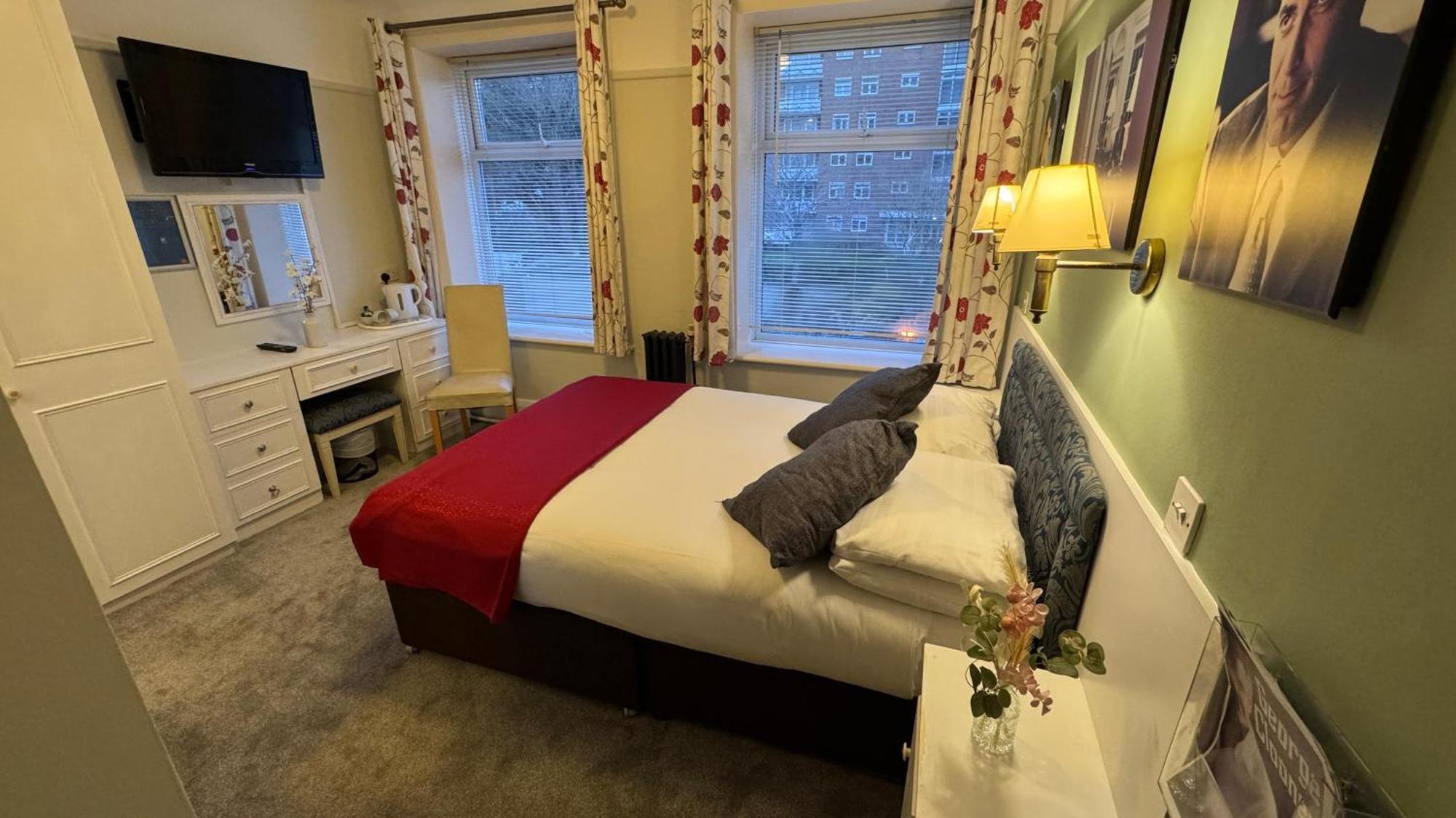 Hotel Celebrity Bournemouth East Cliff By Villare Hotels Экстерьер фото